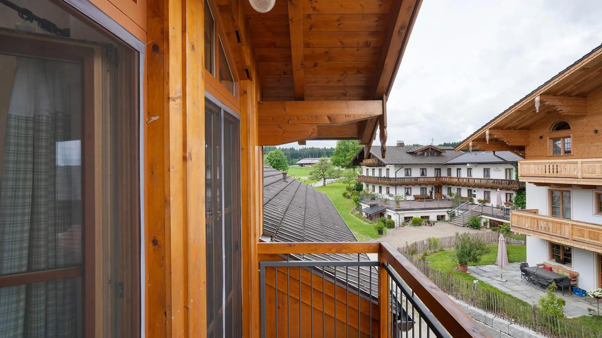 Neubau - Freundliche Fewo Bergblick Höslwang 0*,  Niemcy