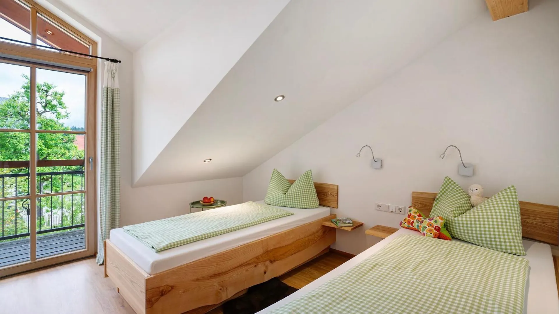 Neubau - Freundliche Fewo Bergblick Höslwang Apartament